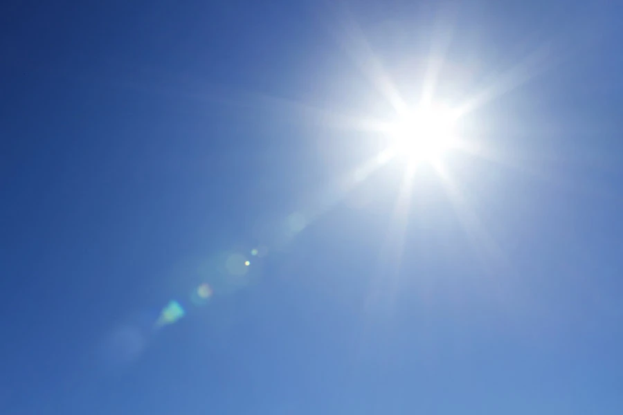 夏の日差し